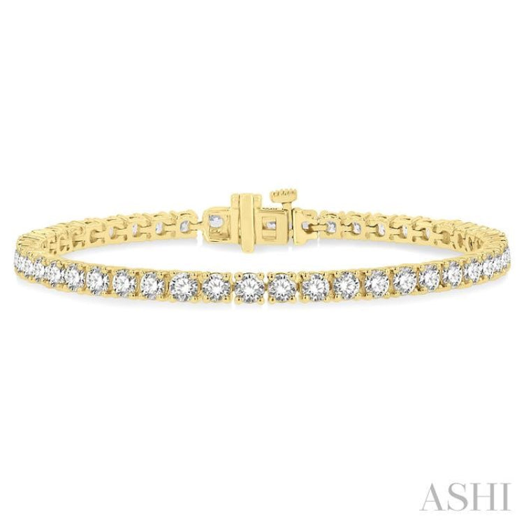 7 Ctw Round Cut Diamond Tennis Bracelet in 14K Yellow Gold