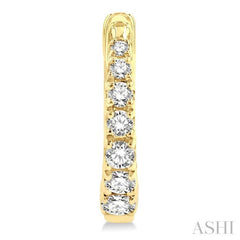 1/4 Ctw Graduated Round Cut Diamond Fashion Huggie Petites in 10K Yellow Gold