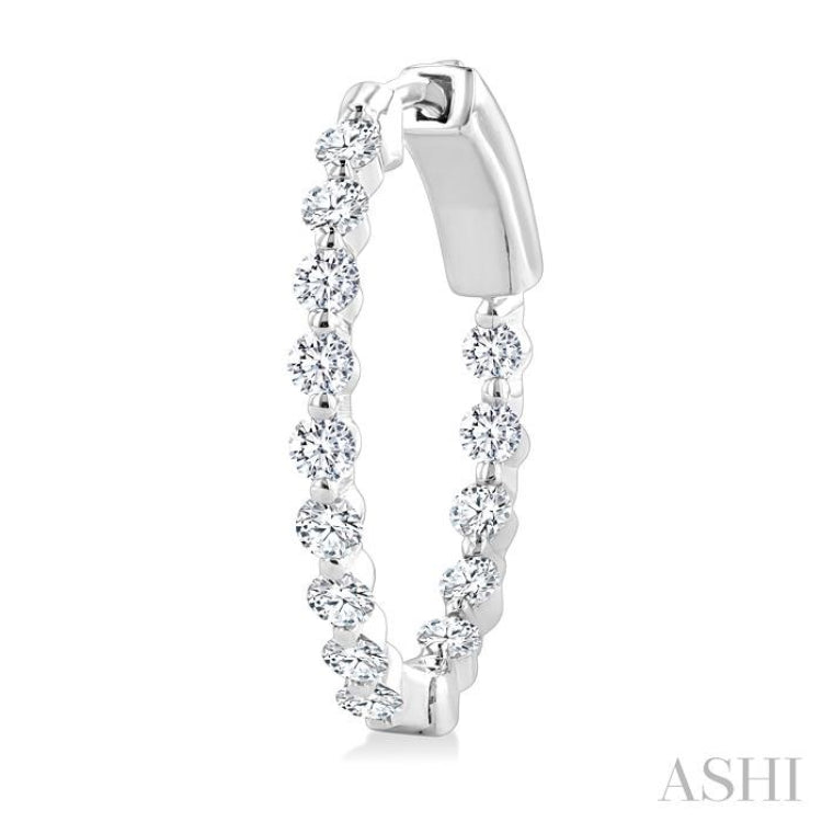 1 Ctw Inside-Out Single Prong Set Round Cut Diamond Hoop Earrings in 14K White Gold