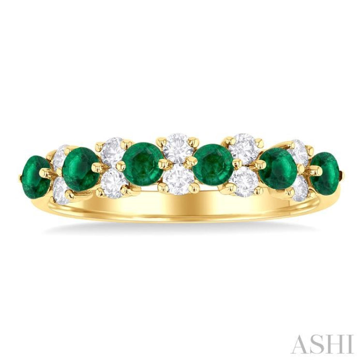 2.7 MM Emerald and 1/3 Ctw Round Cut Diamond Precious Band in 14K Yellow Gold