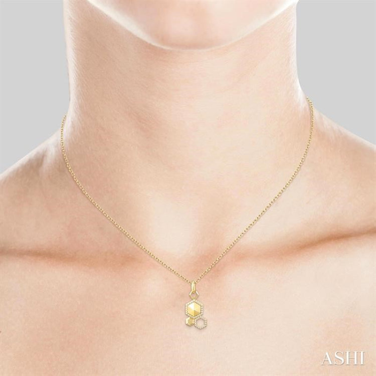 1/4 Ctw Hexagon Motif Single Cut Diamond Fashion Pendant With Chain in 14K Yellow Gold