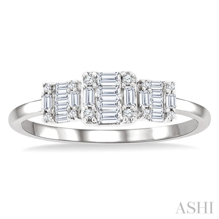 1/4 Ctw Past, Present & Future Baguette and Round Cut Diamond Fusion Fashion Ring in 14K White Gold