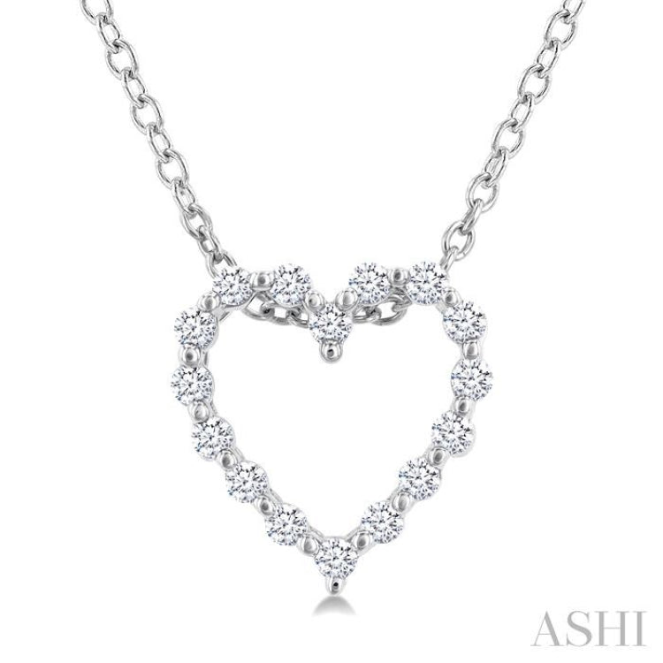 1/10 Ctw Heart Shape Round Cut Diamond Pendant With Chain in Sterling Silver