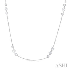 1 1/2 Ctw Three Stone Bezel Set Round Cut Diamond Station Necklace in 14K White Gold
