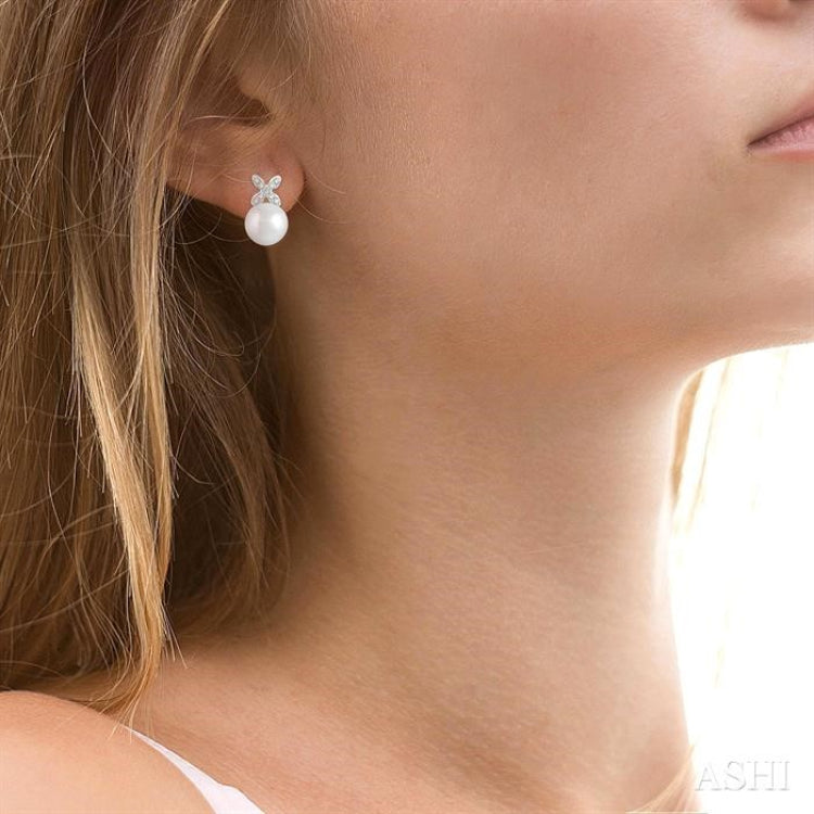 5.5 MM Round Shape Cultured Pearls and 1/20 Ctw Petite 4-Petal Flower Round Cut Diamond Fashion Stud Earring in 10K White Gold