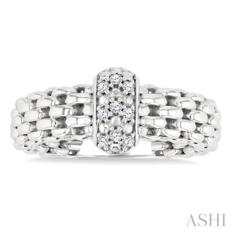 1/8 Ctw Bold Silver Cable Chain Inspired Round Cut Diamond Fashion Ring in Sterling Silver