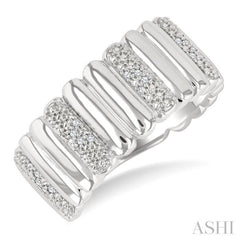 1/10 Ctw Wide Ribbed Plain Polished and Round Cut Diamond Bold Fashion Band in Sterling Silver