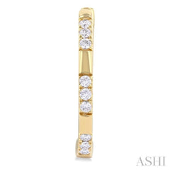 1/4 Ctw Sectioned Round Cut Diamond Fashion Hoop Earring in 14K Yellow Gold