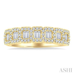 1/2 Ctw Interlocked Octagonal Shape Motif Fusion Baguette and Round Cut Diamond Fashion Band in 14K Yellow Gold