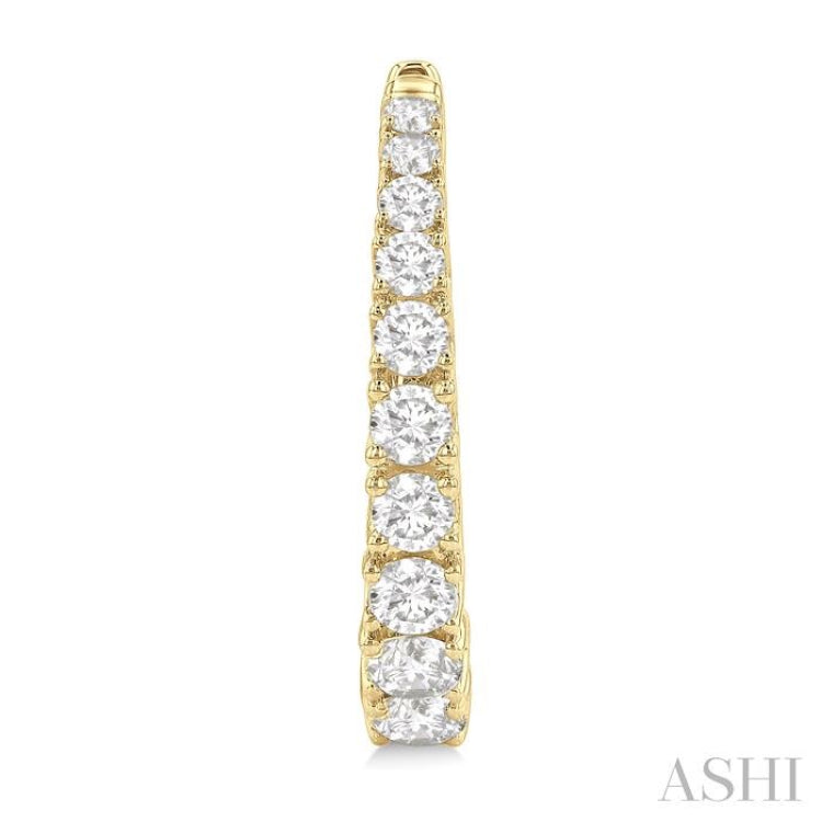 1 1/2 Ctw Graduated Round Cut Diamond Fashion Hoop Earrings in 14K Yellow Gold