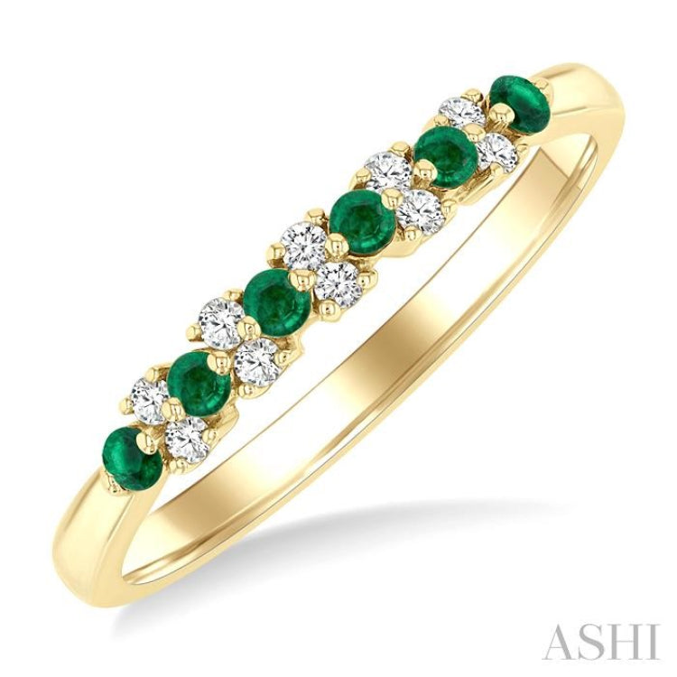 1.9 MM Emerald and 1/10 Ctw Round Cut Diamond Precious Band in 14K Yellow Gold