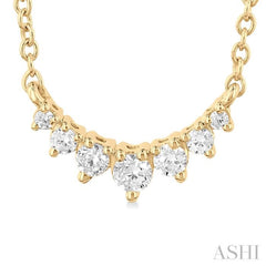 1/8 Ctw Graduated Petite Diamond Smile Necklace in 14K Yellow Gold