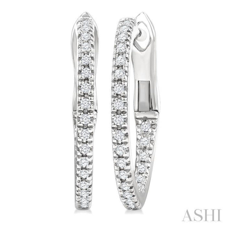 1/6 Ctw Inside & Outside Round Cut Diamond Hoop Earring in 14K White Gold