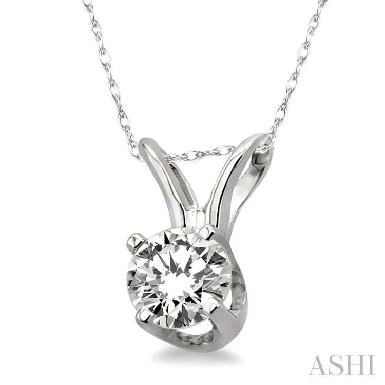 1/6 Ctw Round Cut Diamond Solitaire Pendant in 14K White Gold with Chain