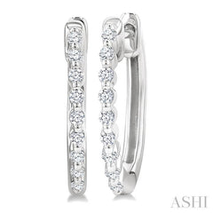 1/6 Ctw Petite Shared Prong Round Cut Diamond Hoop Earring in Sterling Silver