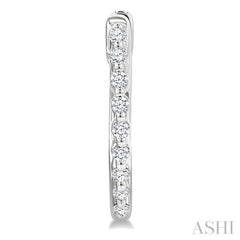 1/6 Ctw Petite Shared Prong Round Cut Diamond Hoop Earring in Sterling Silver