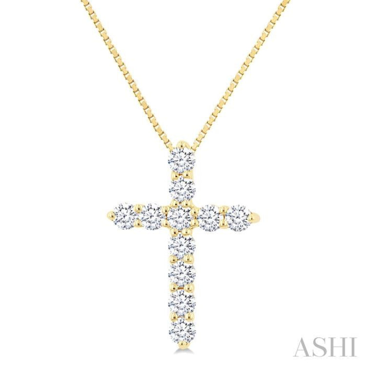 1/3 Ctw Round Cut Diamond Cross Pendant in 14K Yellow Gold with Chain