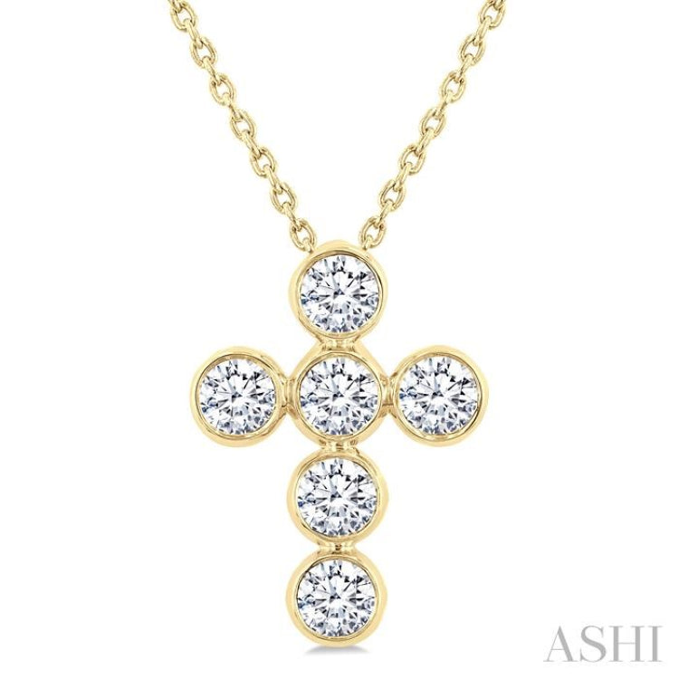 1 Ctw Round Cut Diamond 6-Stone Bezel Set Cross Pendant With Chain in 14K Yellow Gold
