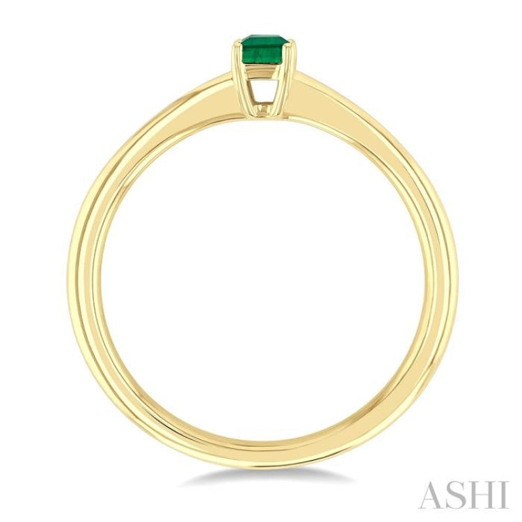 5x3 MM Octagon shape Emerald Precious Solitaire Ring in 14K Yellow Gold