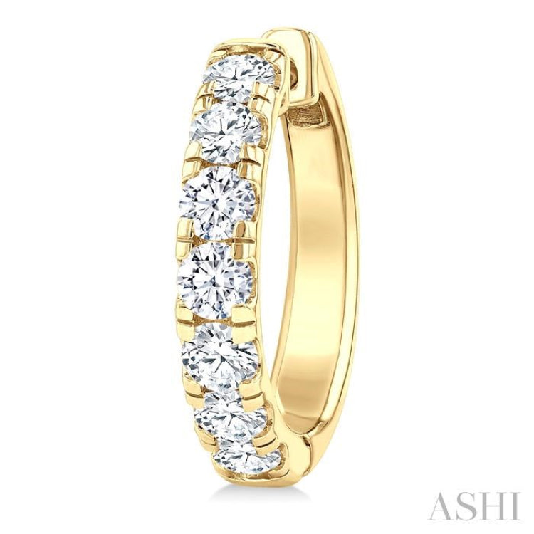 2 Ctw Round Cut Diamond Hoop Earrings in 14K Yellow Gold